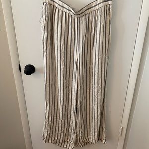 NWT Lou & Grey Wide Leg Pants